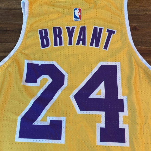 Kobe Bryant Lakers Basketball Jersey - Picture 6 of 7
